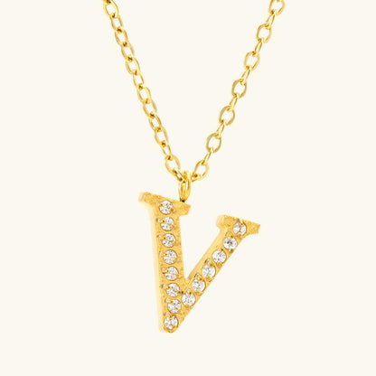 Flora – Collar Letra Fina y Elegante