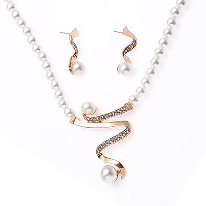 Mina – Conjunto de collar y pendientes de perlas a juego