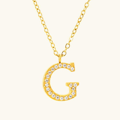 Flora – Collar Letra Fina y Elegante