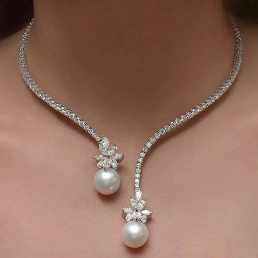 Lyra – Collar Brillante de Plata de Ley con Perlas
