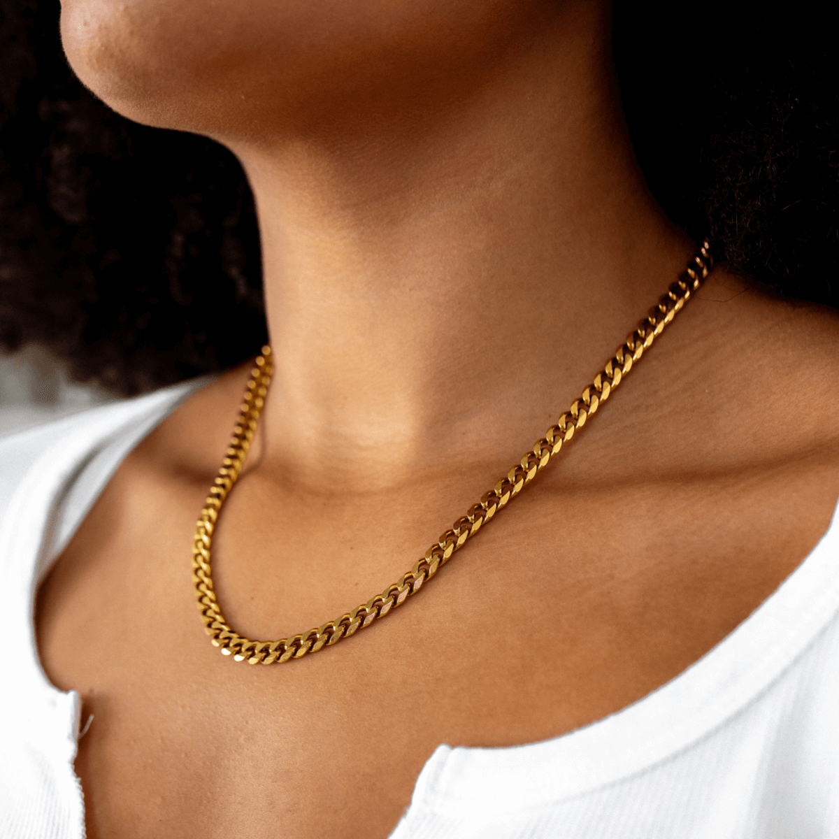 Lea – Collar Cadena Cubana Dorada