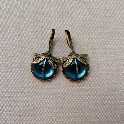 Bianca – Pendientes Elegantes Libélula Oro Antiguo