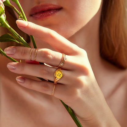 Luna - Anillo Plano de Perlas