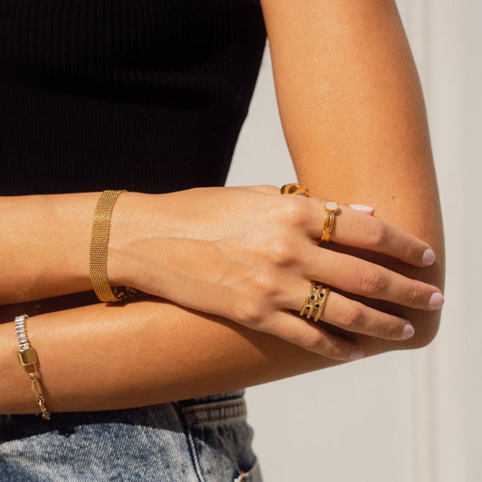 Adelina – Pulsera Cadena Malla Bucle con Cierre