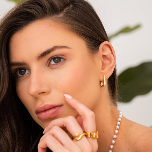 Nova – Aretes de Oro 18K Chapados