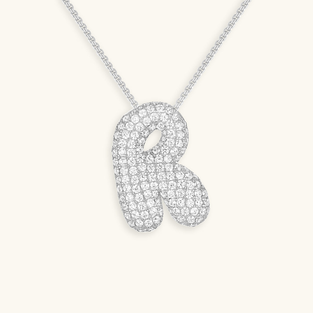Collar de diamantes con inicial en burbuja