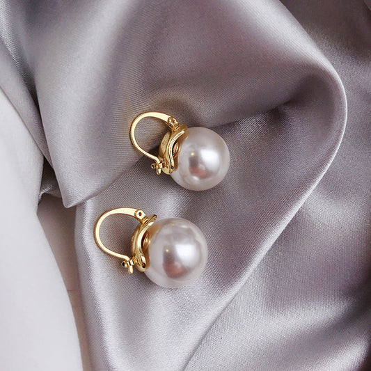 Dione – Criollas Perla & Oro de Estilo Intemporal