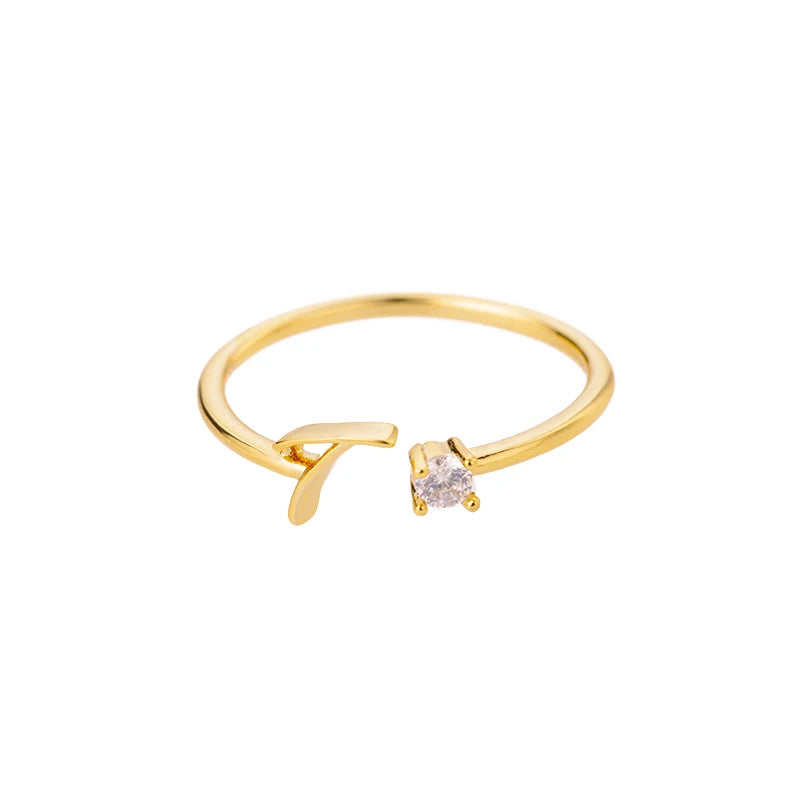 Shiela – Anillo Inicial en Acero Inoxidable Dorado