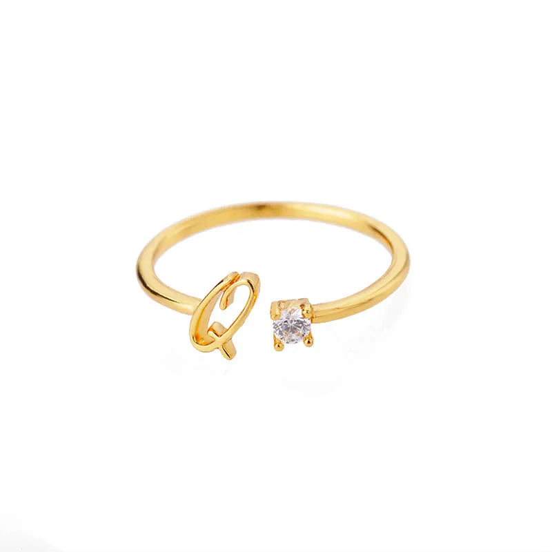 Shiela – Anillo Inicial en Acero Inoxidable Dorado