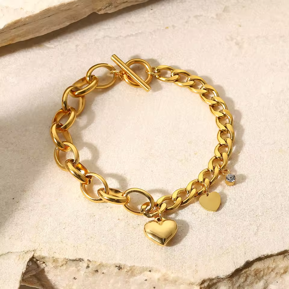 Akira – Pulsera Corazón con Zirconia Elegante
