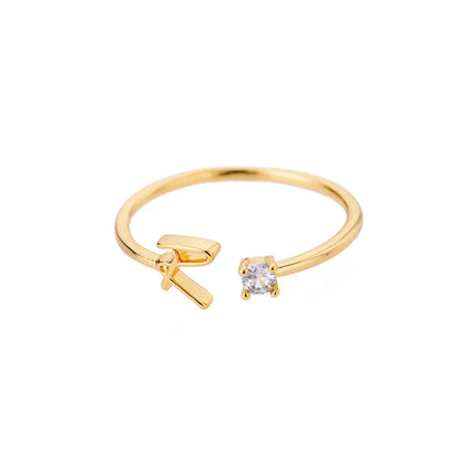 Shiela – Anillo Inicial en Acero Inoxidable Dorado