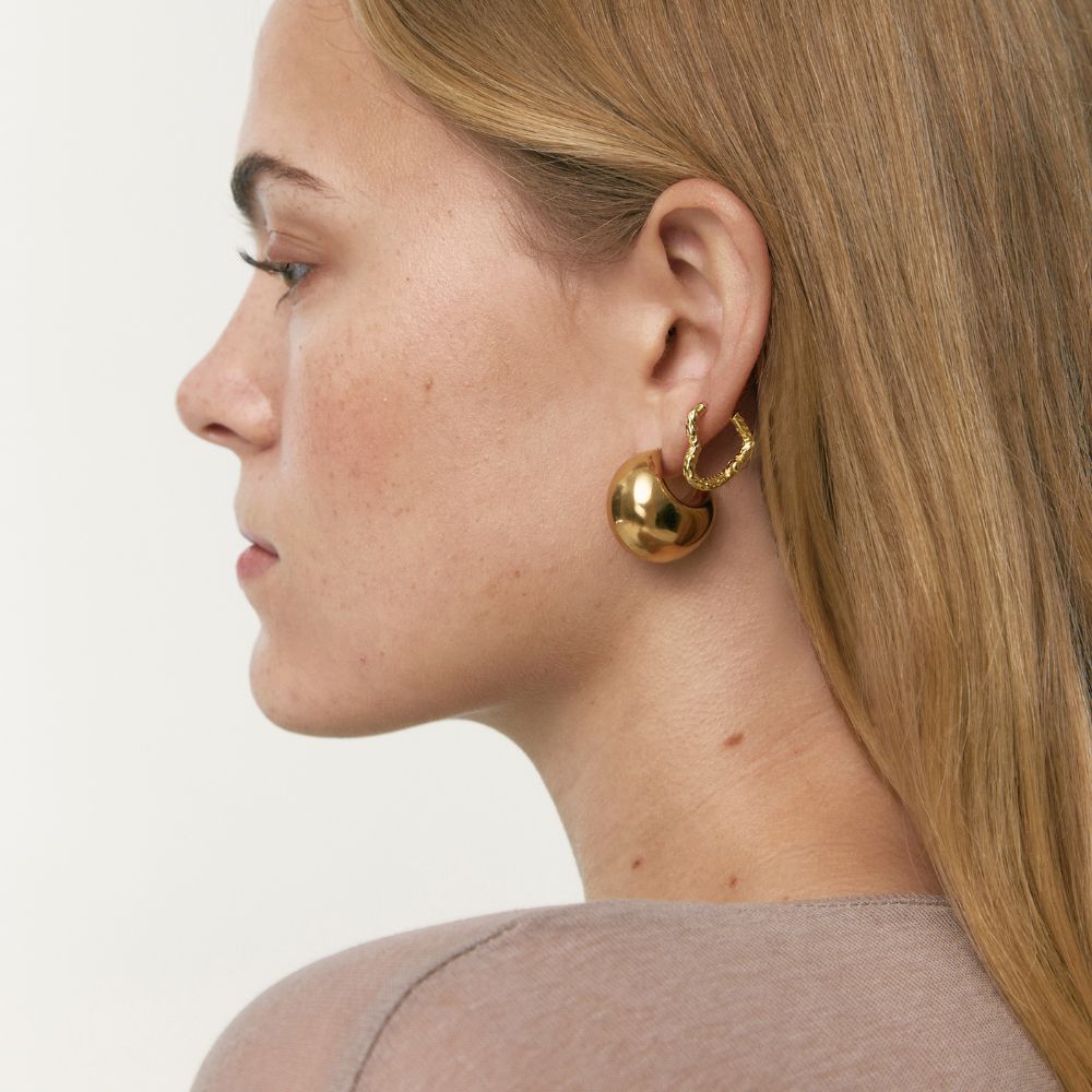Damas Corazones-Creolen con Textura Irregular y Forma Orgánica