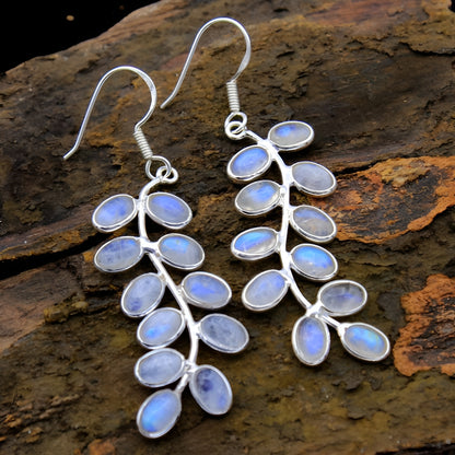 Charly – Pendientes Elegantes con Piedra Luna