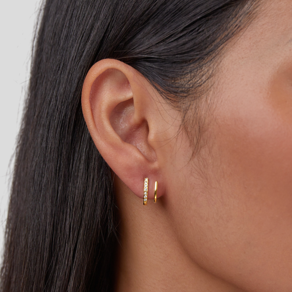 Zendaya – Pendientes de Garras de Cristal en Oro de 18K