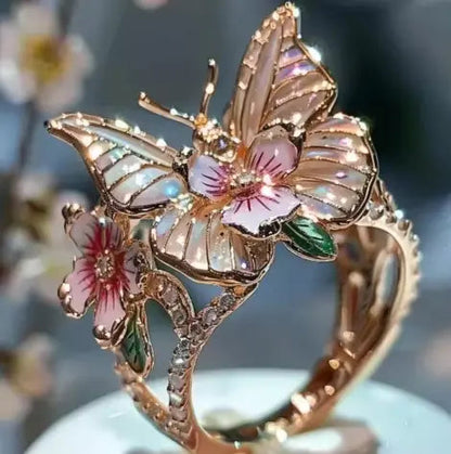 Mayla – Anillo con Flor y Mariposa Dorados para Mujer