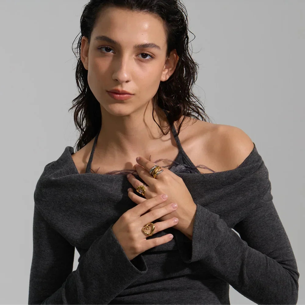Dama Anillo Ajustable Corazón con Motivo de Corazón Hueco y Banda Smooth