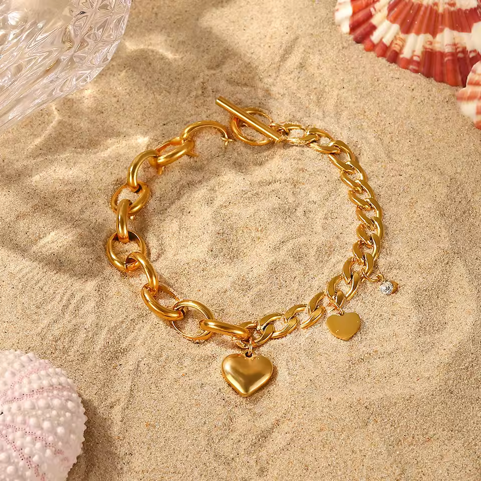 Akira – Pulsera Corazón con Zirconia Elegante