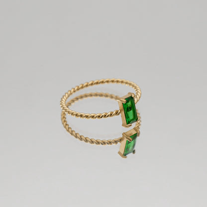 Selin – Anillo Piedra Fina Torsionada