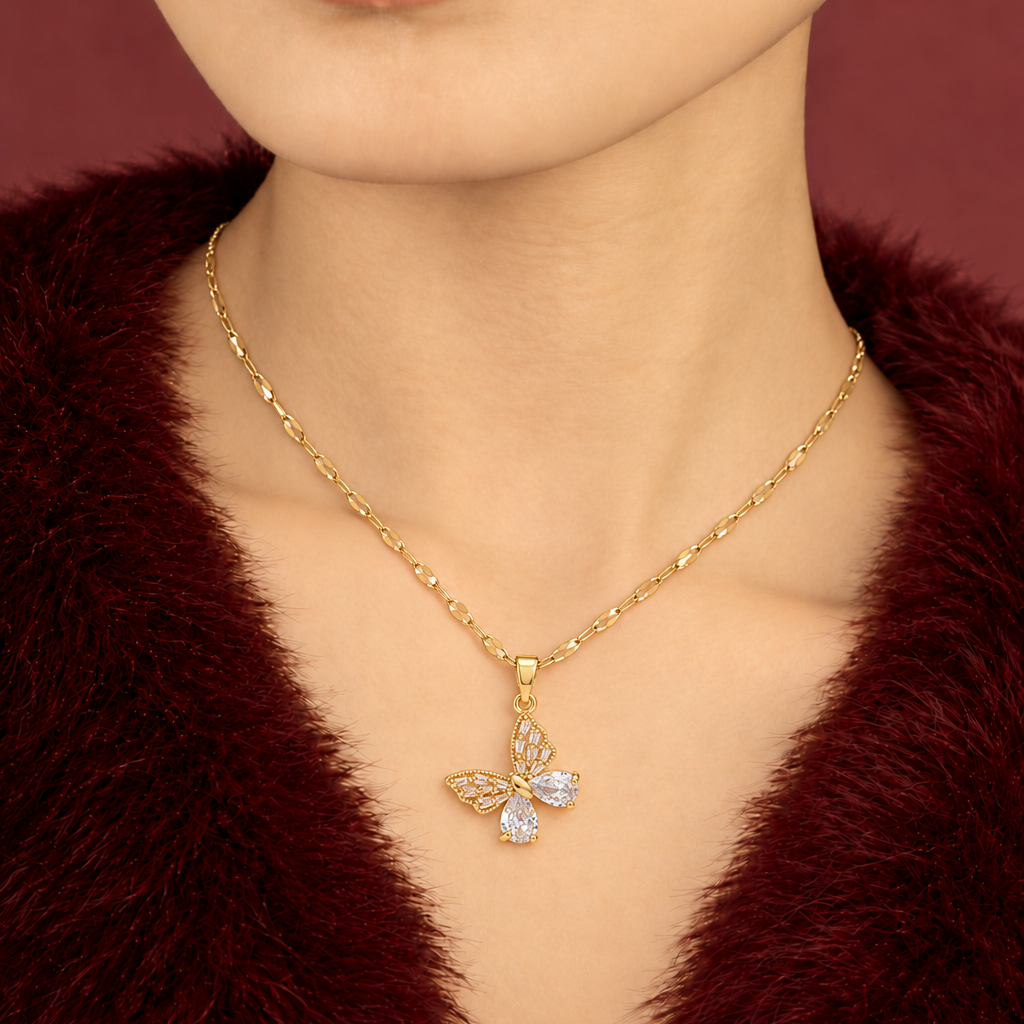 Collar Colgante Mariposa Damas con Alas de Piedra y Cadena Texturizada