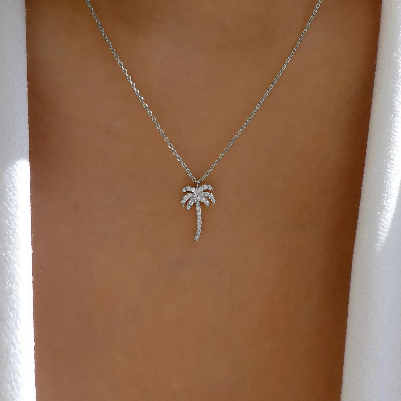 Collar de palma - Colgante de tema isleño