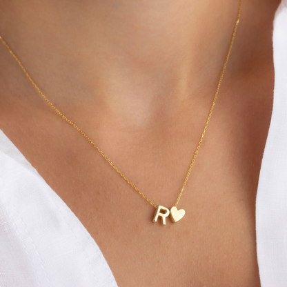 Collar con inicial en forma de corazón - Colgante personalizado con inicial