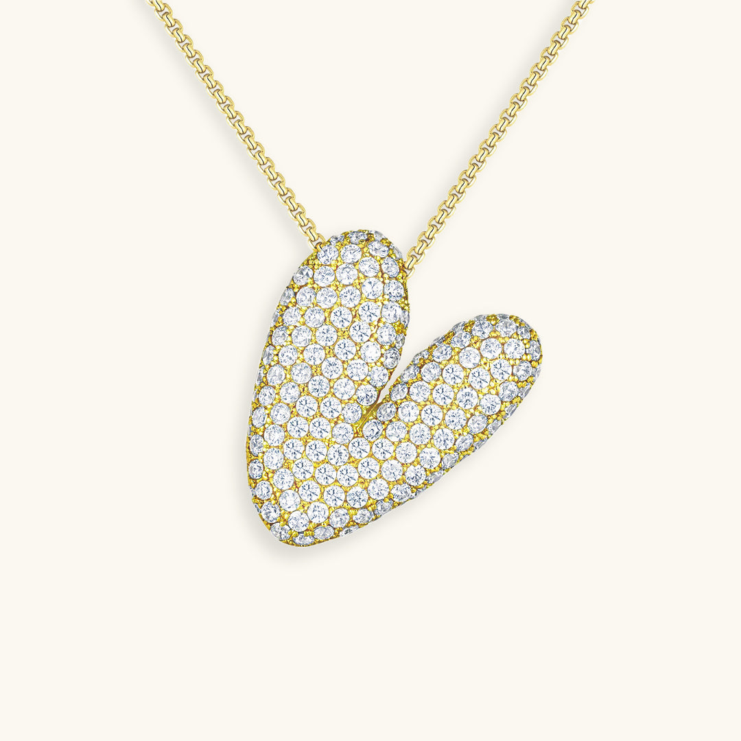 Collar de diamantes con inicial en burbuja