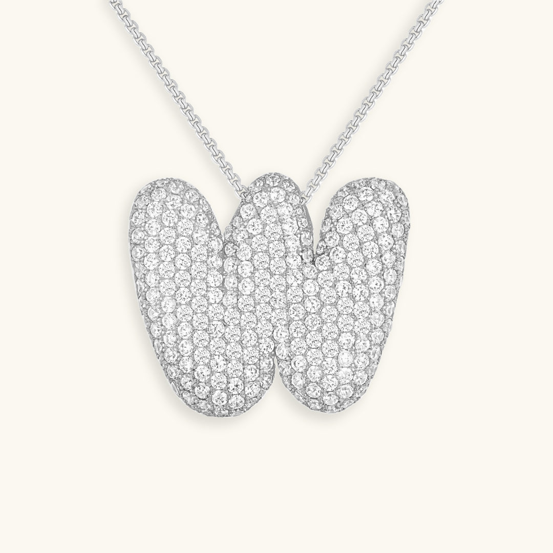 Collar de diamantes con inicial en burbuja