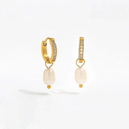 Tyra – Pendientes Dorados de Diseño Exclusivo