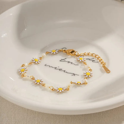 Dalia – Pulsera Margarita Floral Elegante