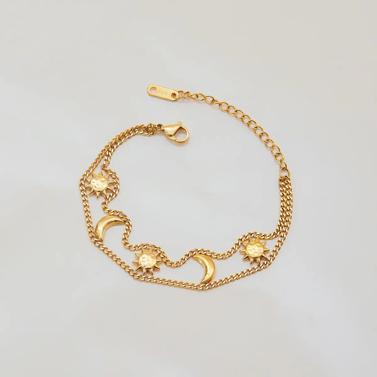 Luna – Pulsera Sol y Luna Dorada Elegante