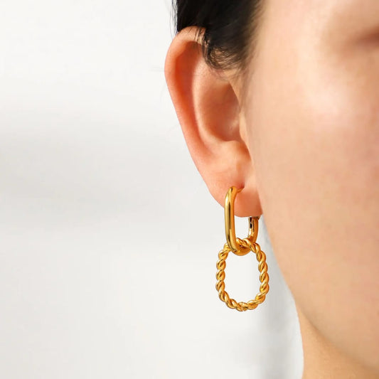Laura – Pendientes Geométricos de Doble Aro