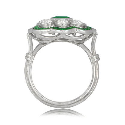 Margie – Anillo Vintage con Esmeralda y Detalle Dorado