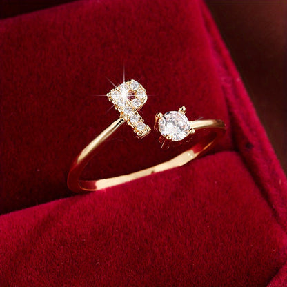 Nova – Anillo Moderno Abierto con Inicial y Circonitas