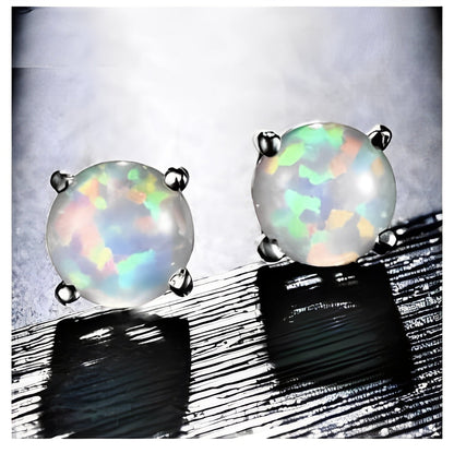 Camille – Pendientes Stud Elegantes en Ópalo