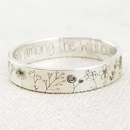 Sanya – Anillo Floral Inspirado en el Diente de León