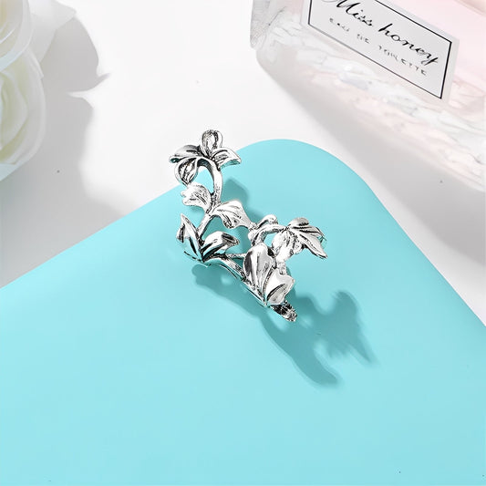 Amara – Pendientes Hoja en Plata