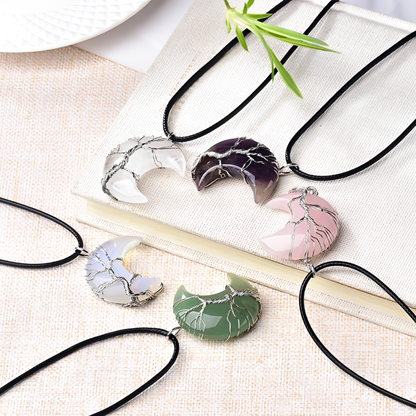 Collar de dama con árbol de vida y colgante de luna