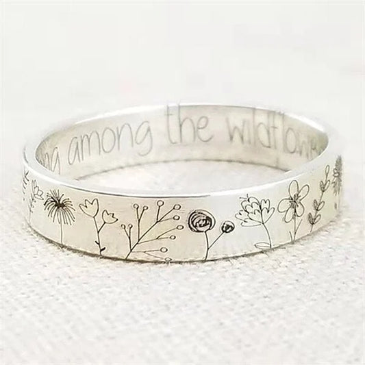 Sanya – Anillo Floral Inspirado en el Diente de León
