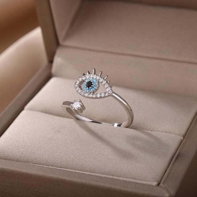 Amaris – Anillo Protector Ojo Azul y Diamante