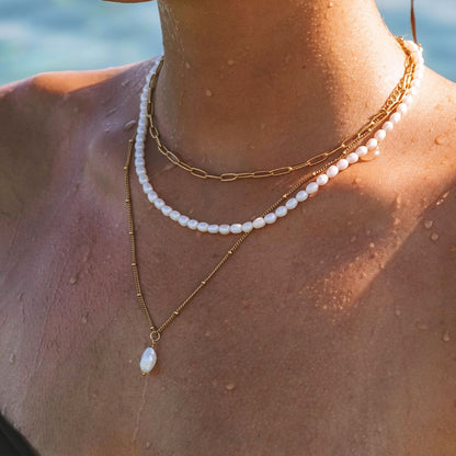 Marinelle – Colgante Atemporal con Perla de Agua Dulce