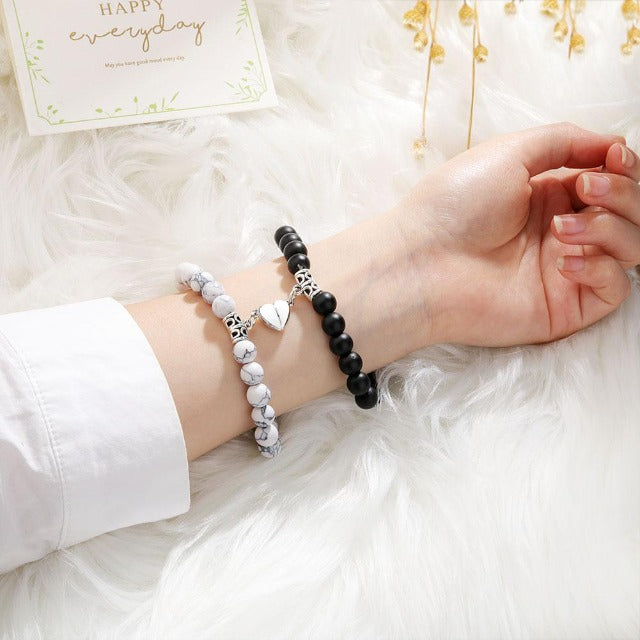 Amari – Pulsera Pareja con Perlas Simbólicas