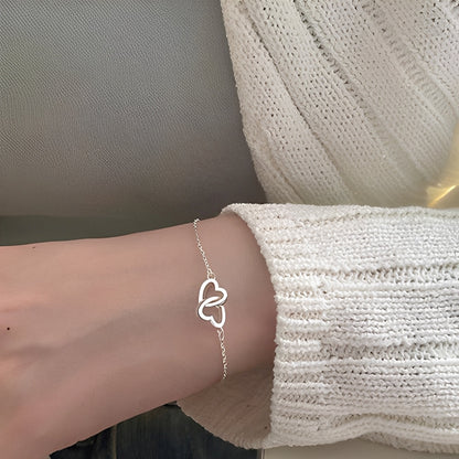 Amara – Pulsera de la Suerte de Doble Corazón