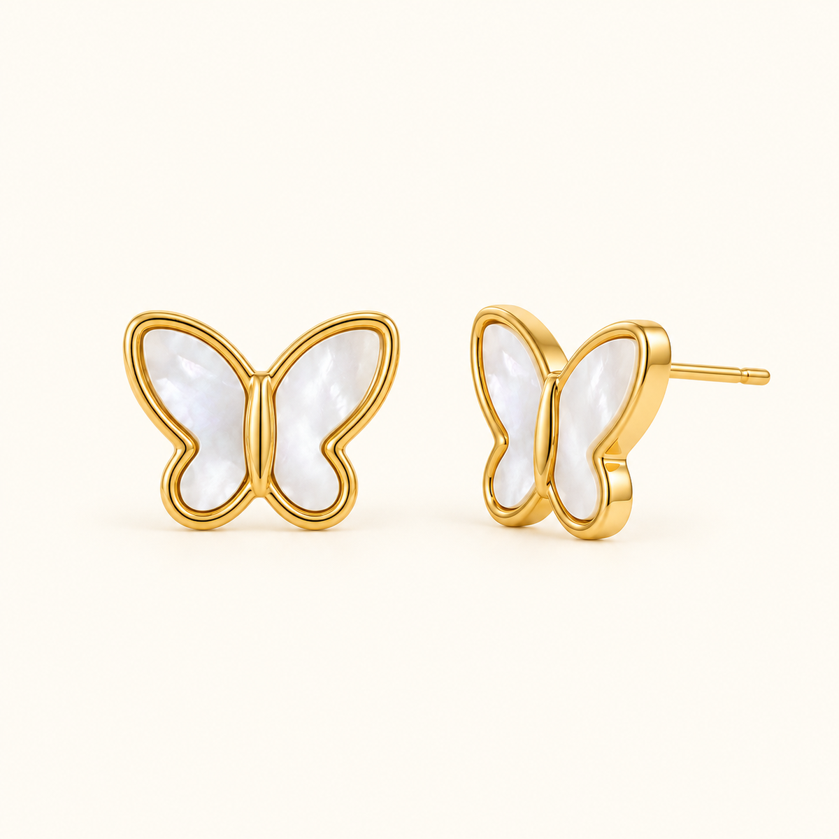 Pendientes de mariposa para damas con inserto de nácar y forma de alas clara