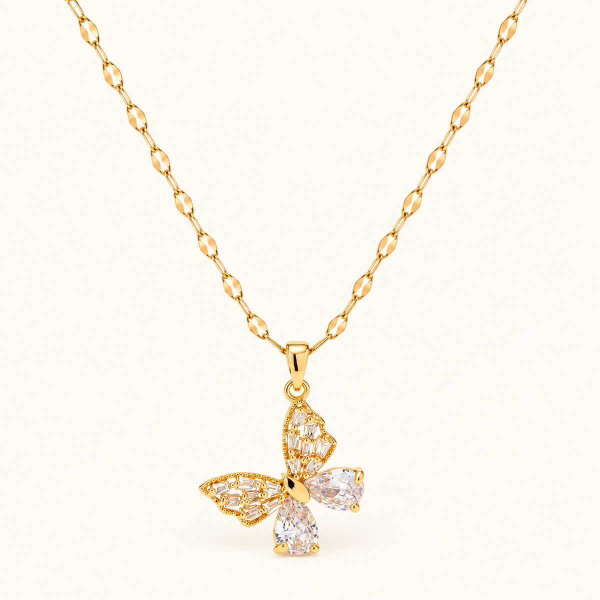 Collar Colgante Mariposa Damas con Alas de Piedra y Cadena Texturizada