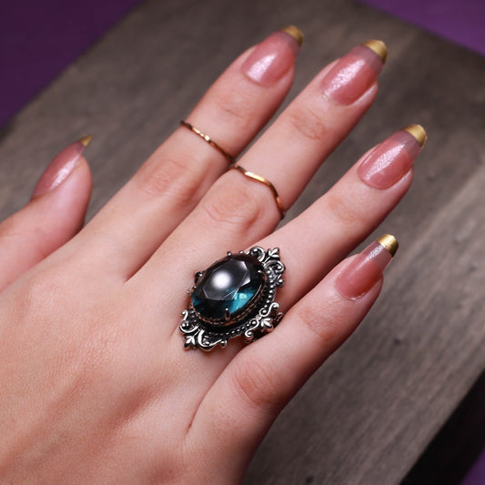 Ysoria – Anillo Pavo Real en Zafiro Azul Vintage