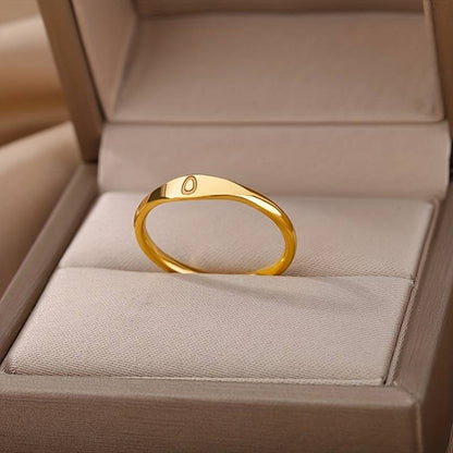 Anillo Minimalista - Anillo Minimalista con Inicial Grabada