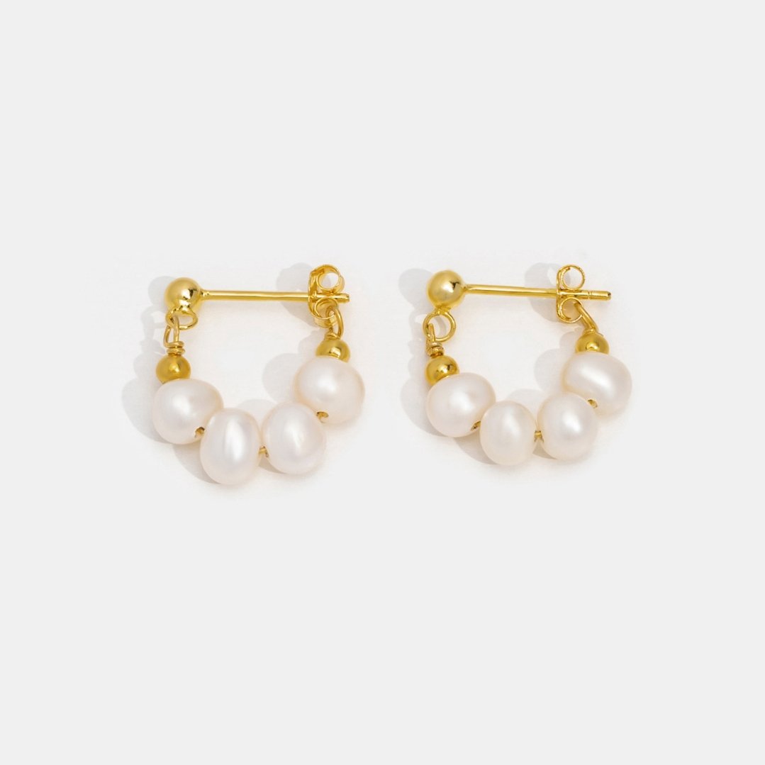 Yowe – Aretes de Perla de Brillo Dorado