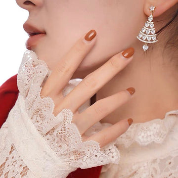Pendientes para mujeres en forma de árbol de Navidad con acentos de piedra brillante