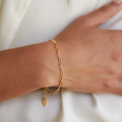 Cozumel – Pulsera Cadena Paperclip Dorada