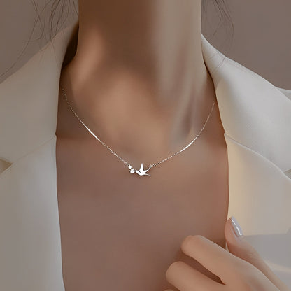 Denn – Collar con Pendiente Paloma